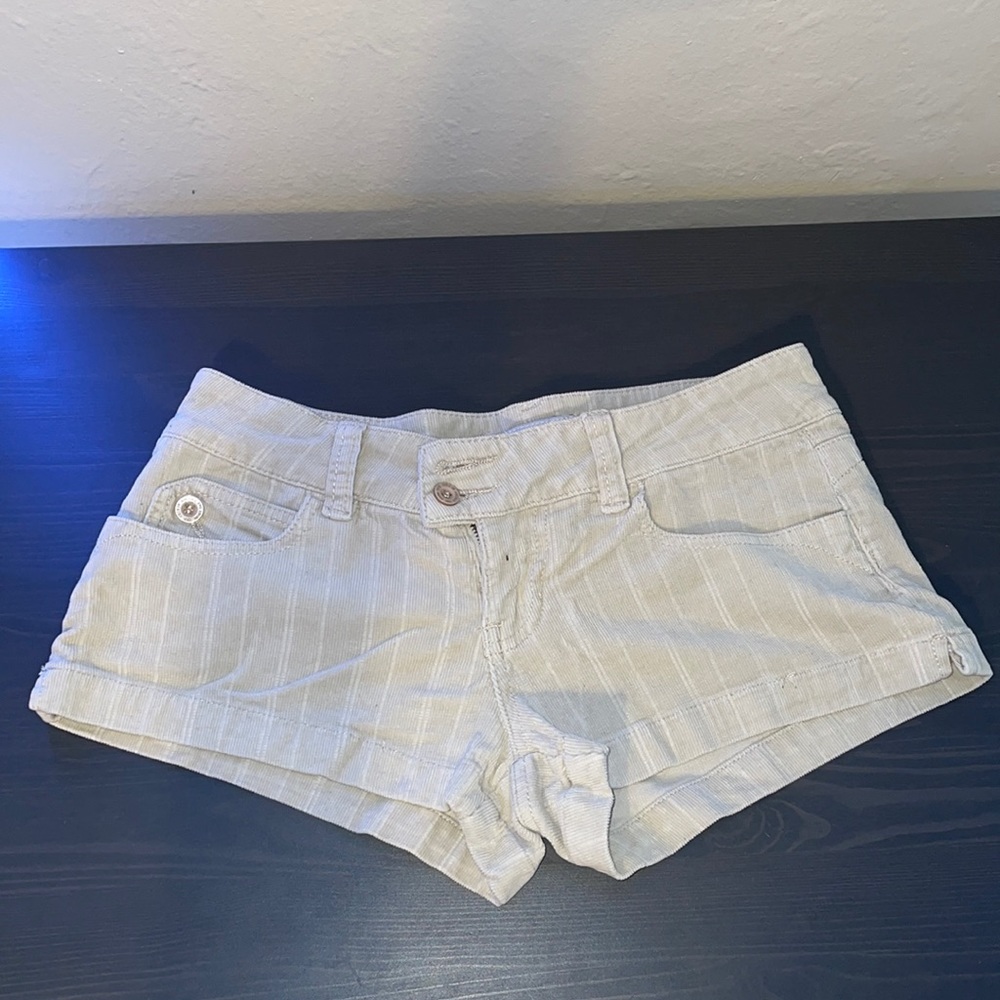 YMI Corduroy shorts☁️